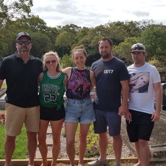 Meet your Posher, Lynn - Picture 1 of 1